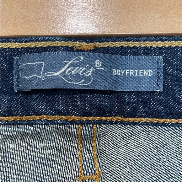 Levi's Junior’s Dark Blue Boyfriend Jeans - Picture 5 of 10